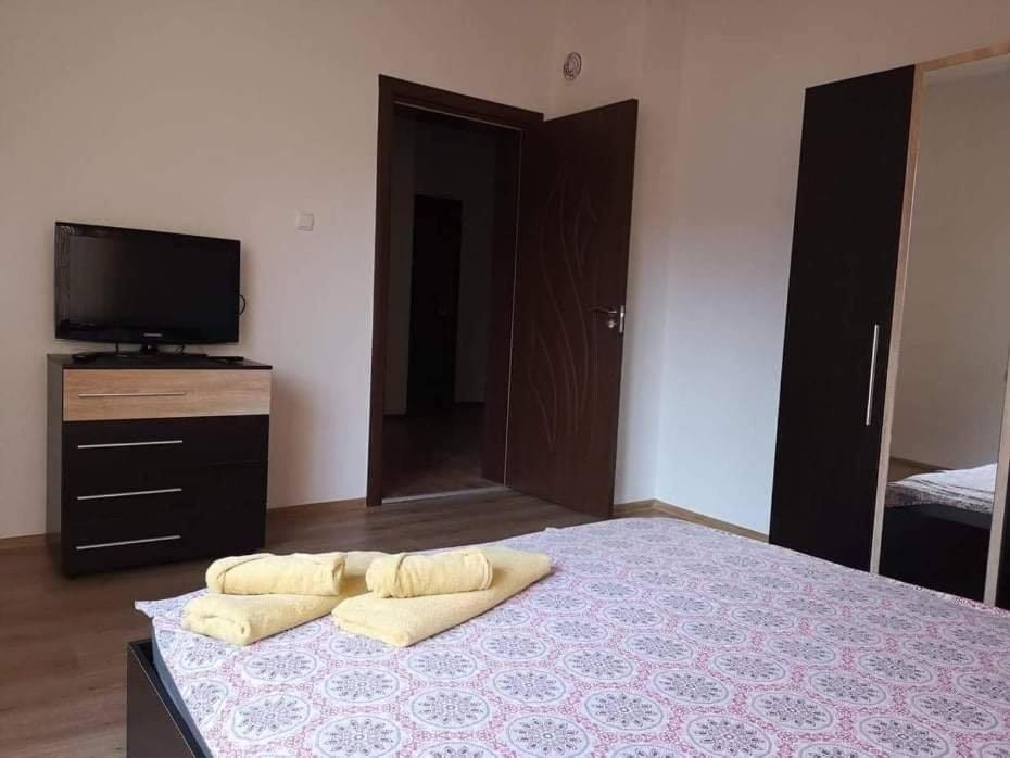 Guest House Ganovi Kalofer Exterior photo